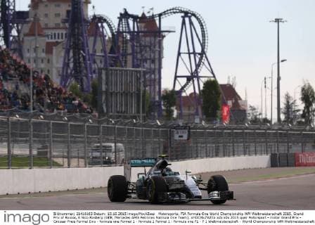 Motorsports: FIA Formula One World Championship WM Weltmeisterschaft 2015, Grand Prix of Russia, 6 Nico Rosberg (GER, Mercedes AMG Petronas Formula One Team), xHOCHxZWEIx