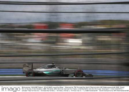 Motorsports: FIA Formula One World Championship WM Weltmeisterschaft 2015, Grand Prix of Russia, 6 Nico Rosberg (GER, Mercedes AMG Petronas Formula One Team), xHOCHxZWEIx