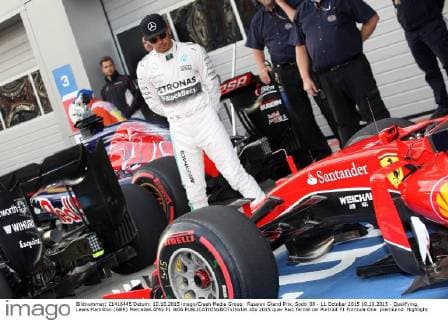 Russian Grand Prix, Sochi 08 - 11 October 2015 10.10.2015 - Qualifying, Lewis Hamilton (GBR) Mercedes AMG F1 W06 