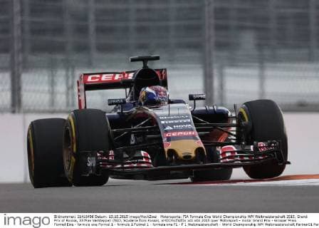 Motorsports: FIA Formula One World Championship WM Weltmeisterschaft 2015, Grand Prix of Russia, 33 Max Verstappen (NLD, Scuderia Toro Rosso), xHOCHxZWEIx