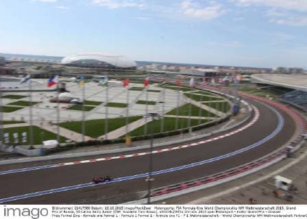 Motorsports: FIA Formula One World Championship WM Weltmeisterschaft 2015, Grand Prix of Russia, 55 Carlos Sainz Junior (ESP, Scuderia Toro Rosso), xHOCHxZWEIx