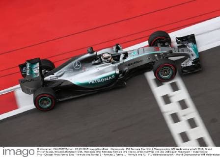 Motorsports: FIA Formula One World Championship WM Weltmeisterschaft 2015, Grand Prix of Russia, 44 Lewis Hamilton (GBR, Mercedes AMG Petronas Formula One Team), xHOCHxZWEIx