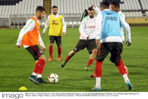 10.10.2015 Belgrade(Serbia) Portugal men s football team training at FK Partizan stadium Miguel Veloso(L),Joao Moutinho(2L),Danny(r) : 