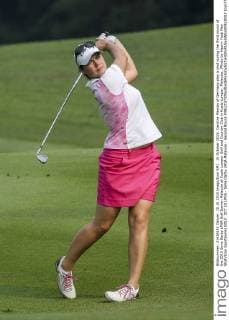 10 October 2015: Caroline Masson of Germany play a shot during the third round of the 2015 Sime Darby LPGA Golf Damen Malaysia at Kuala Lumpur Golf and Country Club in Kuala Lumpur, Malaysia. (Photo by Hazrin Yeob Men Shah Icon Sportswire) GOLF: OCT 10 LPGA - Sime Darby LPGA Malaysia - Second Round Icon3781510108007 EDITORIAL USE ONLY