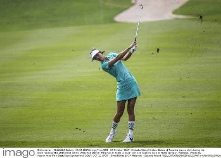10 October 2015: Michelle Wie of Unites States of America play a shot during the third round of the 2015 Sime Darby LPGA Golf Damen Malaysia at Kuala Lumpur Golf and Country Club in Kuala Lumpur, Malaysia. (Photo by Hazrin Yeob Men Shah Icon Sportswire) GOLF: OCT 10 LPGA - Sime Darby LPGA Malaysia - Second Round Icon3781510108013 EDITORIAL USE ONLY