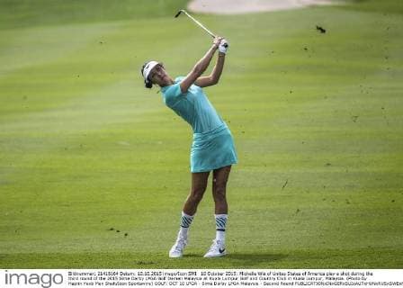 10 October 2015: Michelle Wie of Unites States of America play a shot during the third round of the 2015 Sime Darby LPGA Golf Damen Malaysia at Kuala Lumpur Golf and Country Club in Kuala Lumpur, Malaysia. (Photo by Hazrin Yeob Men Shah Icon Sportswire) GOLF: OCT 10 LPGA - Sime Darby LPGA Malaysia - Second Round Icon3781510108014 EDITORIAL USE ONLY