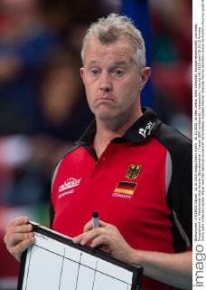 10.10.2015, Armeec Arena, Sofia Volleyball, Europameisterschaft, Vorrunde, Deutschland vs. Niederlande Vital Heynen (Bundestrainer Trainer GER) enttäuscht enttaeuscht traurig