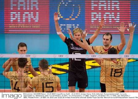 10.10.2015, Armeec Arena, Sofia Volleyball, Europameisterschaft, Vorrunde, Deutschland vs. Niederlande Jubel Tom Strohbach ( 14 GER), Jan Zimmermann ( 17 GER), natuom15, Ferdinand Tille ( 12 GER), Dirk Westphal ( 7 GER), Michael Andrei ( 18 GER)