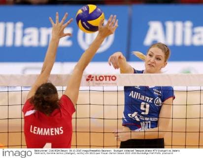 Stuttgart Volleyball Testspiel Allianz MTV Stuttgart vs. Asterix Kieldrecht, Caroline Jarmoc (Stuttgart, rechts)