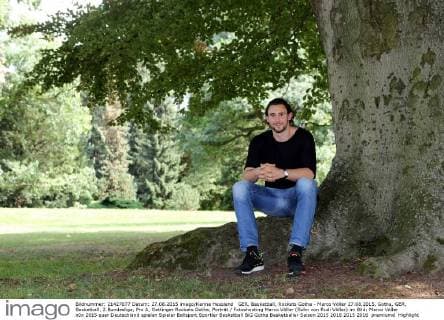 GER, Basketball, Rockets Gotha - Marco Völler 27.08.2015, Gotha, GER, Basketball, 2.Bundesliga, Pro A, Oettinger Rockets Gotha, Porträt Fotoshooting Marco Völler (Sohn von Rudi Völler) im Bild: Marco Völler