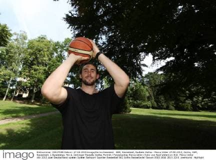 GER, Basketball, Rockets Gotha - Marco Völler 27.08.2015, Gotha, GER, Basketball, 2.Bundesliga, Pro A, Oettinger Rockets Gotha, Porträt Fotoshooting Marco Völler (Sohn von Rudi Völler) im Bild: Marco Völler