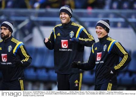 , 151011 Erkan Zengin, Ola Toivonen, Kim Källström - Training Nationalteam Schweden, 11 oktober 2015 in Stockholm  Copyright: JOELxMARKLUND BB151011JM020