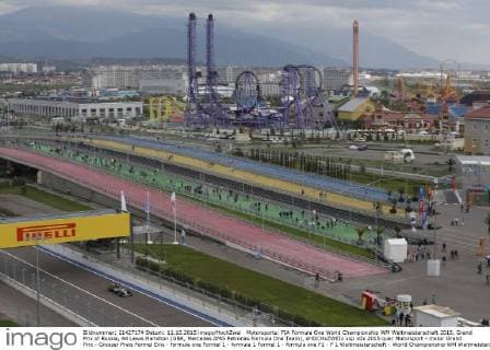 Motorsports: FIA Formula One World Championship WM Weltmeisterschaft 2015, Grand Prix of Russia, 44 Lewis Hamilton (GBR, Mercedes AMG Petronas Formula One Team), xHOCHxZWEIx