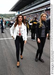 Russian Grand Prix, Sochi 08 - 11 October 2015 11.10.2015 - Race, Fabiana Flosi (BRA), Wife of Bernie Ecclestone and Carmen Jordá (ESP) Test driver, Lotus Team 