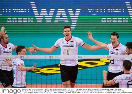 11.10.2015, Armeec Arena, Sofia Volleyball, Europameisterschaft, Vorrunde, Deutschland vs. Tschechische Republik Tschechien Jubel Georg György Gyoergy Grozer ( 9 GER), Lukas Kampa ( 11 GER), Christian Fromm ( 1 GER), Marcus Böhme Boehme ( 8 GER), Denys Kaliberda ( 6 GER), Michael Andrei ( 18 GER)