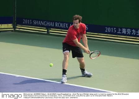 Andy Murray of Britain takes part in a training session for the 2015 Shanghai Rolex Masters tennis tournament in Shanghai, China, 12 October 2015. Andy Murray gears up for Shanghai Rolex Masters  20151012_49123
