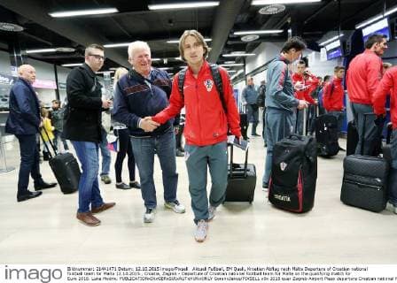 Aktuell Fußball, EM Quali, Kroatien Abflug nach Malta Departure of Croatian national football team for Malta 12.10.2015., Croatia, Zagreb - Departure of Croatian national football team for Malta on the qualifying match for Euro 2016. Luka Modric.  GoranxJakus PIXSELL