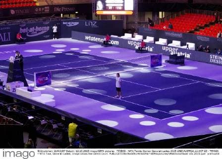TENNIS - WTA Tennis Damen Generali Ladies 2015 LINZ,AUSTRIA,12.OCT.15 - TENNIS - WTA Tour, Generali Ladies. Image shows the Centre Court. GEPAxpictures xMatthiasxHauer