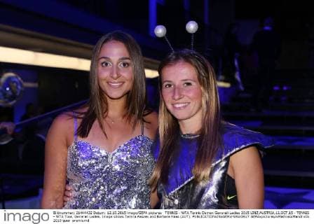 TENNIS - WTA Tennis Damen Generali Ladies 2015 LINZ,AUSTRIA,12.OCT.15 - TENNIS - WTA Tour, Generali Ladies. Image shows Tamira Paszek and Barbara Haas (AUT). GEPAxpictures xMathiasxMandl