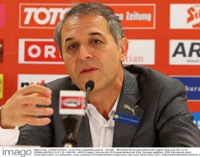 SOCCER - UEFA EURO EM Europameisterschaft Fussball 2016 quali, AUT vs LIE VIENNA,AUSTRIA,13.OCT.15 - SOCCER - UEFA European Championship EM Europameisterschaft 2016, European Qualifiers, OEFB international match Länderspiel Austria vs Liechtenstein, press conference PK Pressekonferenz Image shows head coach Marcel Koller (AUT). GEPAxpictures xChristianxOrt