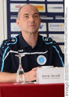13.10.2015, xtkx, Volleyball 1.Bundesliga Damen, VC Wiesbaden Saisoneröffnungspressekonferenz 2015 2016, emspor .l. Trainer Dirk Gross (VC Wiesbaden),