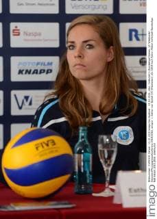 13.10.2015, xtkx, Volleyball 1.Bundesliga Damen, VC Wiesbaden Saisoneröffnungspressekonferenz 2015 2016, emspor .l. Esther van Berkel (VC Wiesbaden)