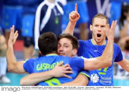 Sofia, 13.10.2015 - Volleyball - Nationalteam - Länderspiel - EM 2015 - Niederlande vs Slowenien - Z TYLU TIMO URNAUT -  20151013CSJP3066
