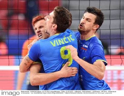 Sofia, 13.10.2015 - Volleyball - Nationalteam - Länderspiel - EM 2015 - Niederlande vs Slowenien - Jan KOZAMERNIK Dejan VINCIC Mitja GASPARINI -  20151013LUK056