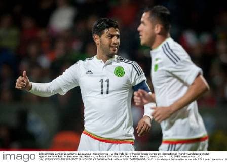 Carlos Vela (L) of Mexico reacts during an International Friendly Länderspiel match against Panama held at Nemesio Diez Stadium, in Toluca City, capital of the State of Mexico, Mexico, on Oct. 13, 2015. Mexico won 1-0.) (rhj) (SP)MEXICO-TOLUCA-SOCCER-MEXICO VS PANAMA PedroxMera 