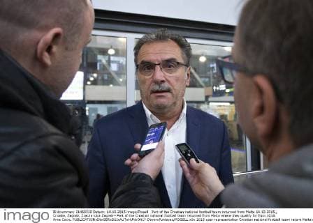 Part of the Croatian national football team returned from Malta 14.10.2015., Croatia, Zagreb, Zracna luka Zagreb - Part of the Croatian national football team returned from Malta where they qualify for Euro 2016. Ante Cacic.  DavorxPuklavec PIXSELL