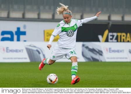 Julia Simic (VfL Wolfsburg, 31) Freisteller, Einzelbild, Aktion, Fussball, UEFA Women s Champions League, VfL Wolfsburg - ZFK Spartak Subotica, xobx
