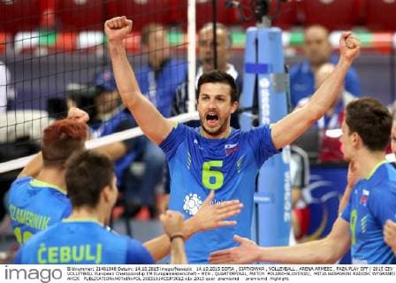 14.10.2015 SOFIA , SIATKOWKA , VOLLEYBALL , ARENA ARMEEC , FAZA PLAY OFF ( 2015 CEV VOLLEYBALL European Championship EM Europameisterschaft - MEN , QUARTERFINAL, MATCH POLAND-SLOVENIA), MITJA GASPARINI RADOSC WYGRANEJ AKCJI  20151014CSJP3012