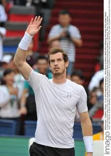 Andy Murray of Britain reacts after defeating John Isner of the United States in their third round match of the men s singles during the 2015 Shanghai Rolex Masters tennis tournament in Shanghai, China, 15 October 2015. Andy Murray of Britain defeated John Isner of the United States 2-1 (6-7 6-4 6-4) in their third round match of the men s singles during the 2015 Shanghai Rolex Masters tennis tournament in Shanghai, China, 15 October 2015. Andy Murray eliminates John Isner at Shanghai Rolex Masters  pbu345639_03