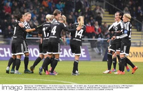 15.10.2015, xblx, Fussball UEFA Champions League Womans, 1.FFC Frankfurt - Standard Lüttich, v.l. Mandy Islacker (1.FFC Frankfurt), Goal scored, Tor zum 1:0, celebrate the goal, Torjubel
