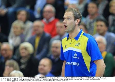 Schwerin, 15. October 2015 Volleyball, Saison 2015 2016, Bundesliga Frauen, 1. Spieltag, Schweriner SC - Allianz MTV Stuttgart: Felix Koslowski (Trainer Schweriner SC)