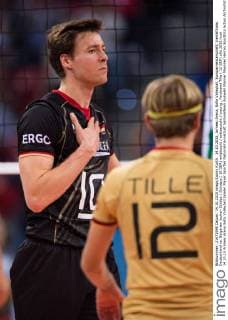 14.10.2015, Armeec Arena, Sofia Volleyball, Europameisterschaft, Viertelfinale, Deutschland vs. Bulgarien Jochen Schöps Schoeps ( 10 GER) enttäuscht enttaeuscht traurig , Ferdinand Tille ( 12 GER)