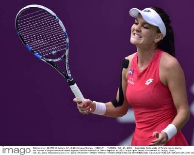 (151017) -- TIANJIN , Oct. 17, 2015 -- Agnieszka Radwanska of Poland reacts during her women s singles semifinal match against Karolina Pliskova of Czech Republic at 2015 Tianjin Open Tennis Tournament in Tianjin, China , Oct. 17, 2015. Radwanska won 2-0.) (wll) (SP)CHINA-TIANJIN-TENNIS-TIANJIN OPEN-SINGLES-SEMIFINAL(CN) YuexYuewei 
