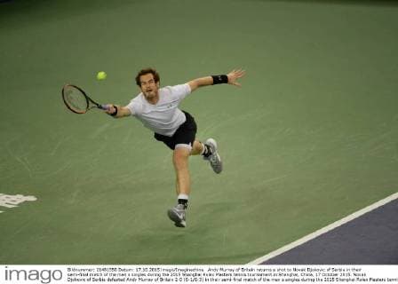Andy Murray of Britain returns a shot to Novak Djokovic of Serbia in their semi-final match of the men s singles during the 2015 Shanghai Rolex Masters tennis tournament in Shanghai, China, 17 October 2015. Novak Djokovic of Serbia defeated Andy Murray of Britain 2-0 (6-1 6-3) in their semi-final match of the men s singles during the 2015 Shanghai Rolex Masters tennis tournament in Shanghai, China, 17 October 2015. Novak Djokovic eliminates Andy Murray to advance to final at Shanghai Rolex Masters  20151017_33447
