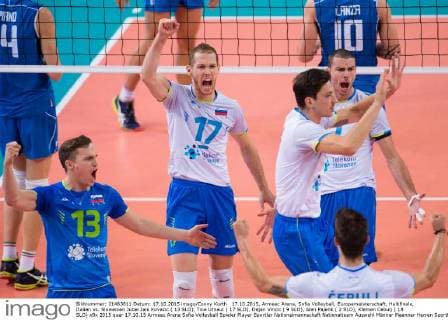 17.10.2015, Armeec Arena, Sofia Volleyball, Europameisterschaft, Halbfinale, Italien vs. Slowenien Jubel Jani Kovacic ( 13 SLO), Tine Urnaut ( 17 SLO), Dejan Vincic ( 9 SLO), Alen Pajenk ( 2 SLO), Klemen Cebulj ( 18 SLO)