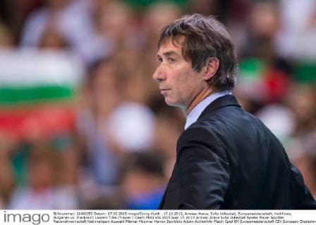 17.10.2015, Armeec Arena, Sofia Volleyball, Europameisterschaft, Halbfinale, Bulgarien vs. Frankreich Laurent Tillie (Trainer Coach FRA)