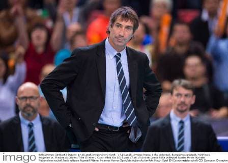 17.10.2015, Armeec Arena, Sofia Volleyball, Europameisterschaft, Halbfinale, Bulgarien vs. Frankreich Laurent Tillie (Trainer Coach FRA)
