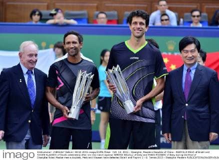 Oct. 18, 2015 - Shanghai, People s Republic of China - MARCELO MELO of Brazil and RAVEN KLAASEN of South celebrating after win the match against SIMONE BOLELLI of Italy and FABIO FOGNINI of Italy during the final of Shanghai Rolex Master men s doubles. Melo and Klaasen have defeated Bolelli and Fognini 2 - 0. Tennis 2015 - Shanghai Masters  - ZUMAm119