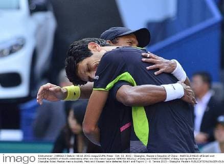 Oct. 18, 2015 - Shanghai, People s Republic of China - MARCELO MELO of Brazil and RAVEN KLAASEN of South celebrating after win the match against SIMONE BOLELLI of Italy and FABIO FOGNINI of Italy during the final of Shanghai Rolex Master men s doubles. Melo and Klaasen have defeated Bolelli and Fognini 2 - 0. Tennis 2015 - Shanghai Masters  - ZUMAm119