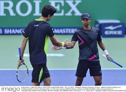 Oct. 18, 2015 - Shanghai, People s Republic of China - MARCELO MELO of Brazil and RAVEN KLAASEN of South celebrating after win the match against SIMONE BOLELLI of Italy and FABIO FOGNINI of Italy during the final of Shanghai Rolex Master men s doubles. Melo and Klaasen have defeated Bolelli and Fognini 2 - 0. Tennis 2015 - Shanghai Masters  - ZUMAm119