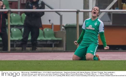 Stephanie Goddard (SV Werder Bremen, 23) beim Torjubel, Goal celebration, celebrate the goal, goal celebration, nach dem Ausgleich, Fussball, Allianz Frauen-Bundesliga, SV Werder Bremen - 1. FFC Frankfurt, xdgx
