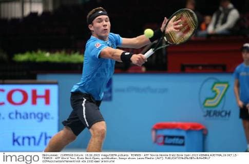 TENNIS - ATP Tennis Herren Erste Bank Open 2015 VIENNA,AUSTRIA,18.OCT.15 - TENNIS - ATP World Tour, Erste Bank Open, qualification. Image shows Lucas Miedler (AUT). GEPAxpictures xMarioxKneisl
