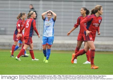 GER, 1. FFBL, TSG 1899 Hoffenheim vs. FF USV Jena 18.10.2015, Dietmar-Hopp-Stadion, Sinsheim, GER, 1. FFBL, TSG 1899 Hoffenheim vs. FF USV Jena, im Bild: Lina Buerger ( 14, TSG 1899 Hoffenheim) frustriert nphxFabisch