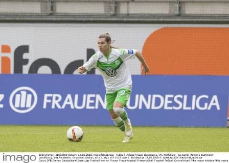 Fußball, Allianz Frauen Bundesliga, VfL Wolfsburg - SC Sand; Ramona Bachmann (Wolfsburg, 19) Freisteller, Einzelbild, Aktion, action. xtgx