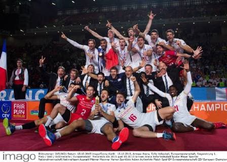 18.10.2015, Armeec Arena, Sofia Volleyball, Europameisterschaft, Siegerehrung 1. Platz Gold Goldmedaille Europameister: Frankreich