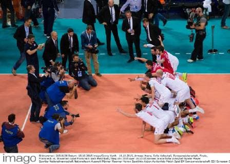 18.10.2015, Armeec Arena, Sofia Volleyball, Europameisterschaft, Finale, Frankreich vs. Slowenien Jubel Frankreich nach Matchball Sieg